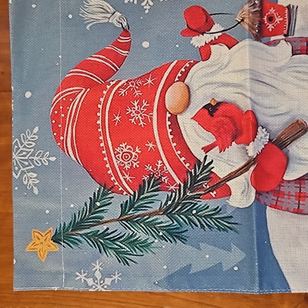 Garden Flag, Christmas, gnome and cardinal - Picture 4 of 4